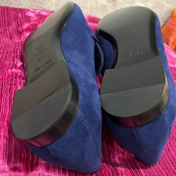 LOUIS VUITTON Authentic Ladies Blue Suede Logo Loafers Brass LV new not worn 41 - Picture 2 of 8